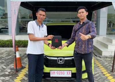 Foto Serah Terima Mobil Honda Pekanbaru web (8)